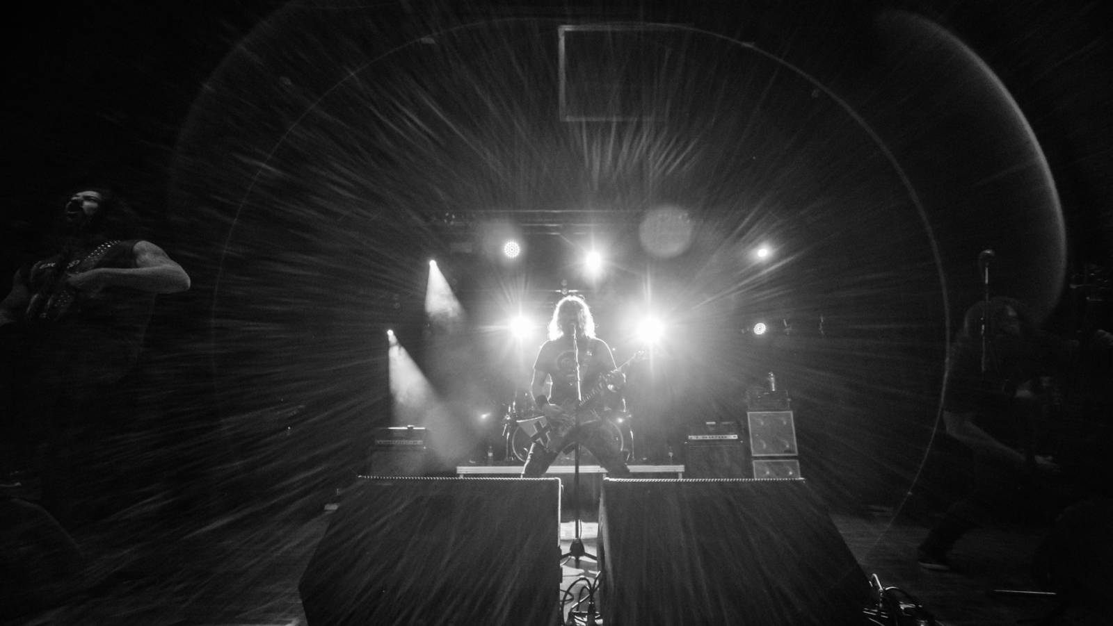 Metal žije! Do plzeňské Šeříkovky vtrhl Debustrol