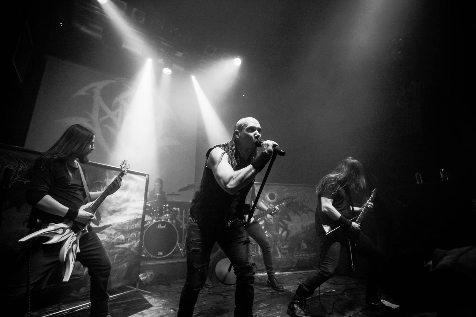 Metalové hody v Plzni. Pod lampou zahráli Nahum, Innersphere a Refore