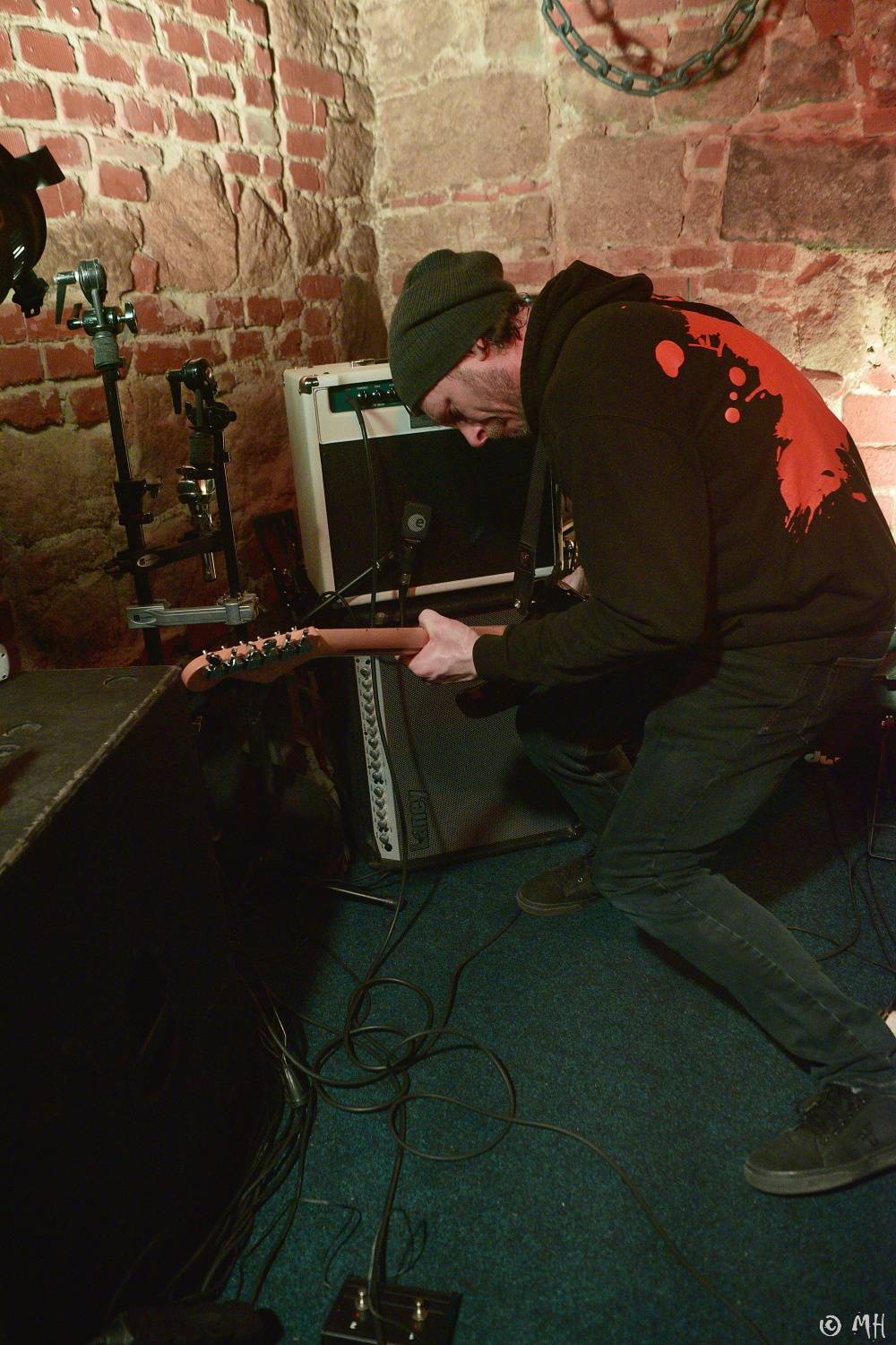 Ani Lemmy by se za jejich výkon nestyděl. Tribute band Motörreptile-Motörhead ovládl plzeňský Parlament