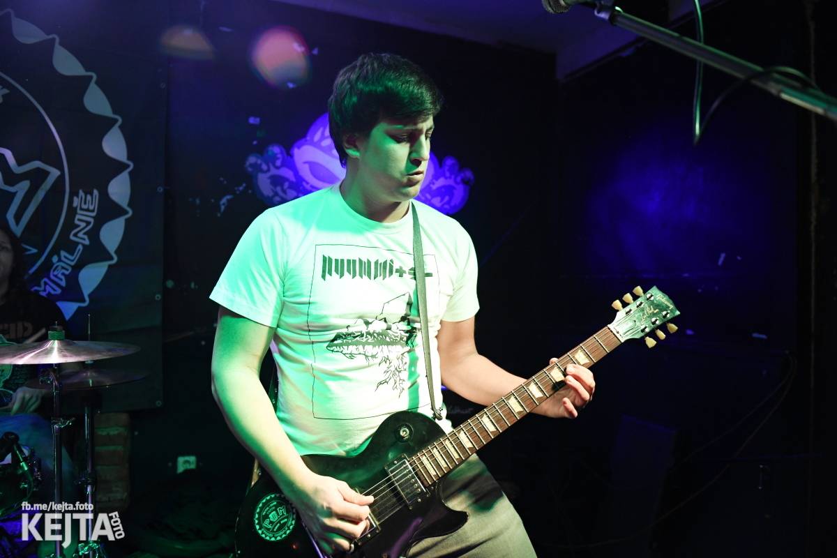 P.U.M. řádně zapili své nové album Ostuda punku, Modrá Vopice praskala ve švech