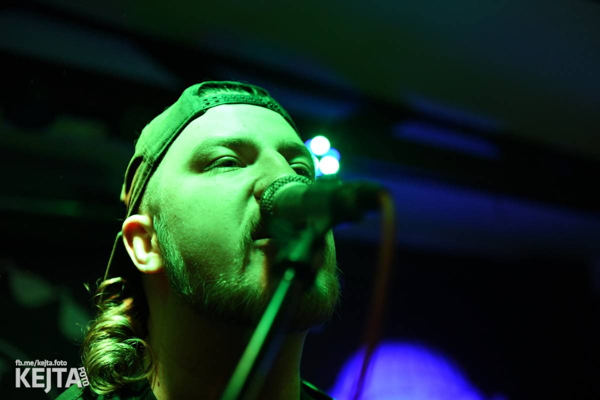 P.U.M. řádně zapili své nové album Ostuda punku, Modrá Vopice praskala ve švech