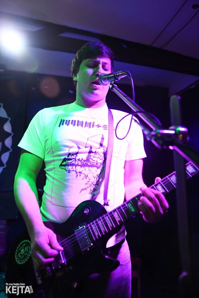 P.U.M. řádně zapili své nové album Ostuda punku, Modrá Vopice praskala ve švech