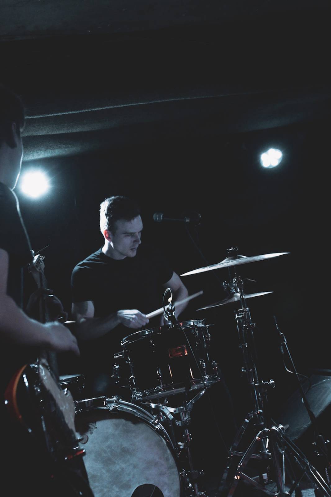 Sobotní melancholický večírek. Rutka Laskier, Brighter Days, Kruhy a kafka. vyprodali legendární strahovskou Sedmičku