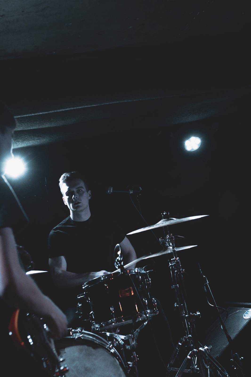 Sobotní melancholický večírek. Rutka Laskier, Brighter Days, Kruhy a kafka. vyprodali legendární strahovskou Sedmičku