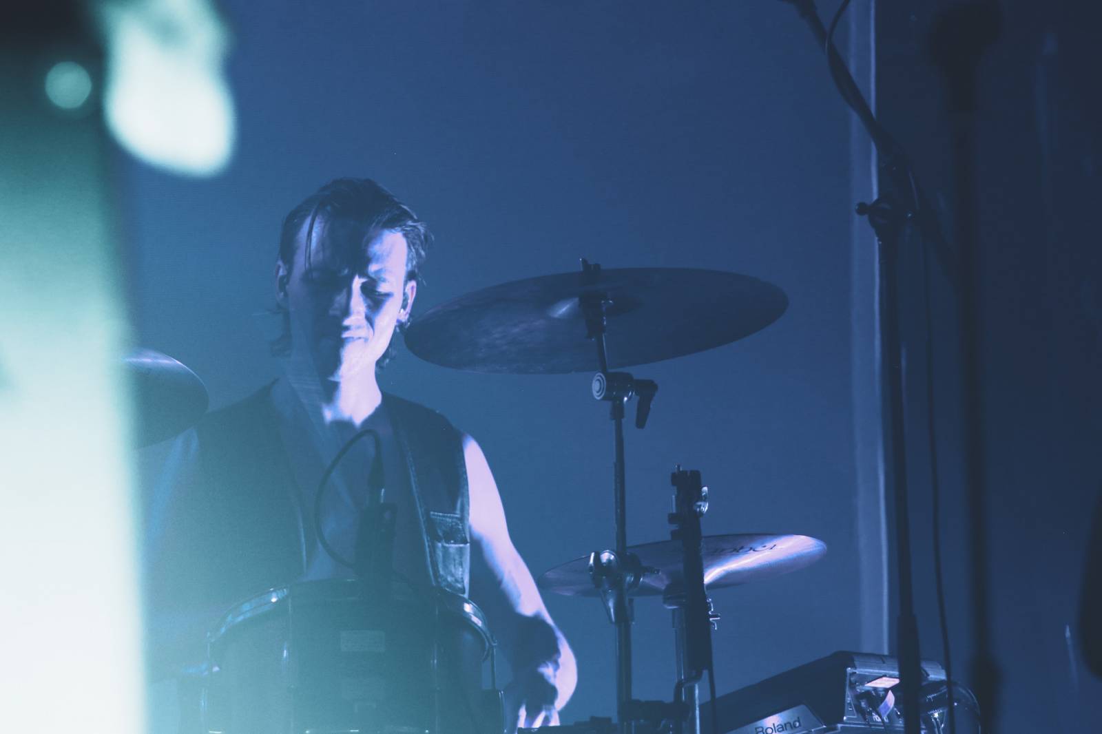 Yves Tumor & Its Band roztančili MeetFactory, přijel i multiinstrumentalista Tim Koh