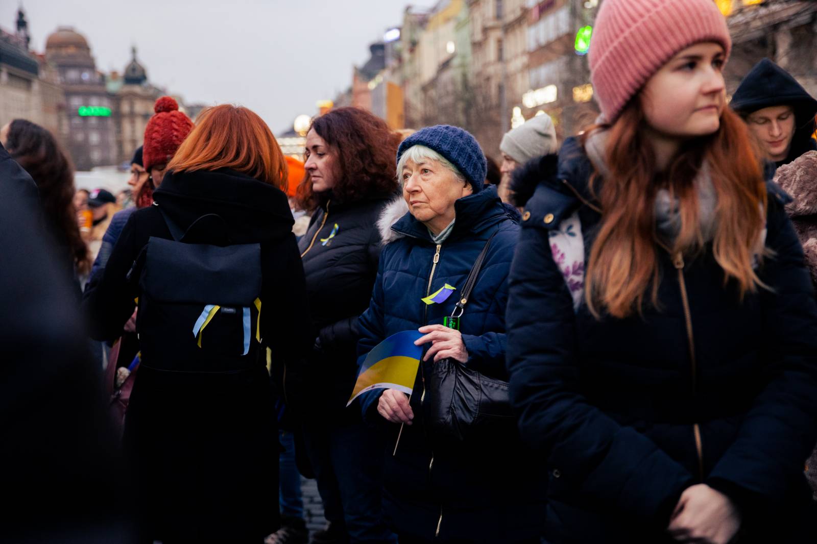 Václavské náměstí se opět zaplnilo, promluvil ukrajinský prezident