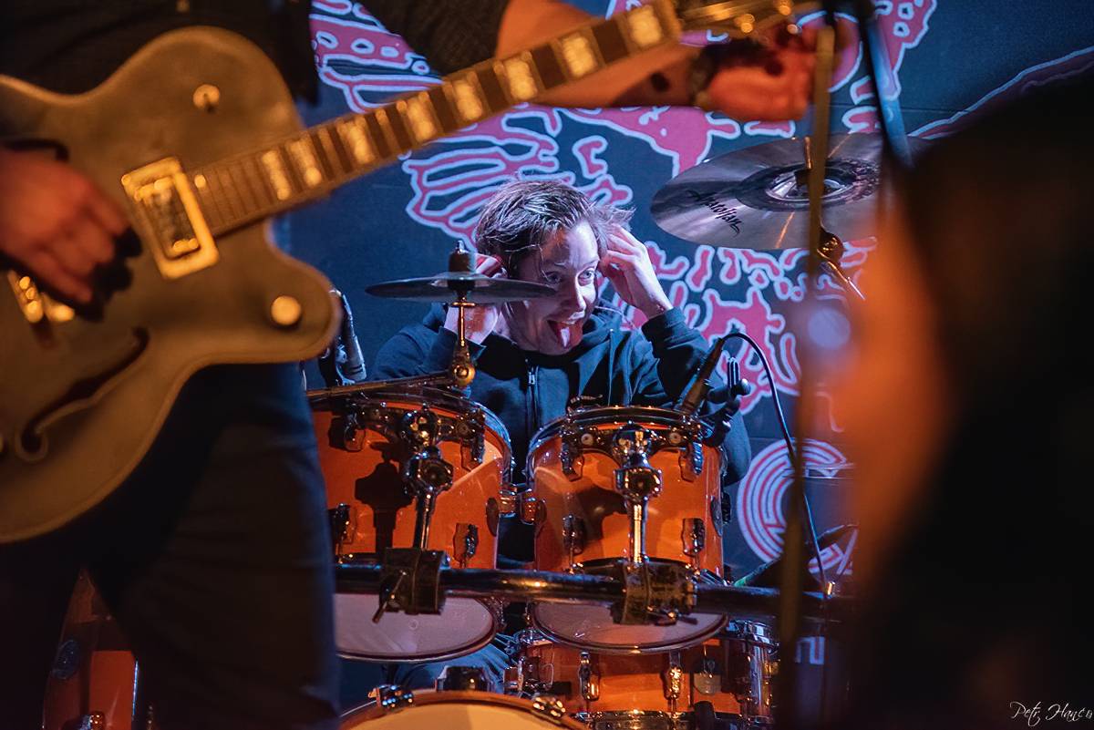 TH!S to rozbalili v Rock Café, připojil se i Tomáš Fröde