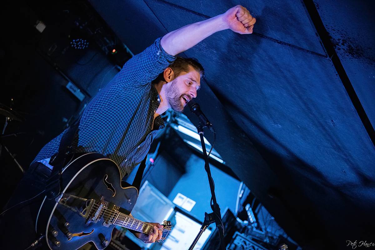 TH!S to rozbalili v Rock Café, připojil se i Tomáš Fröde