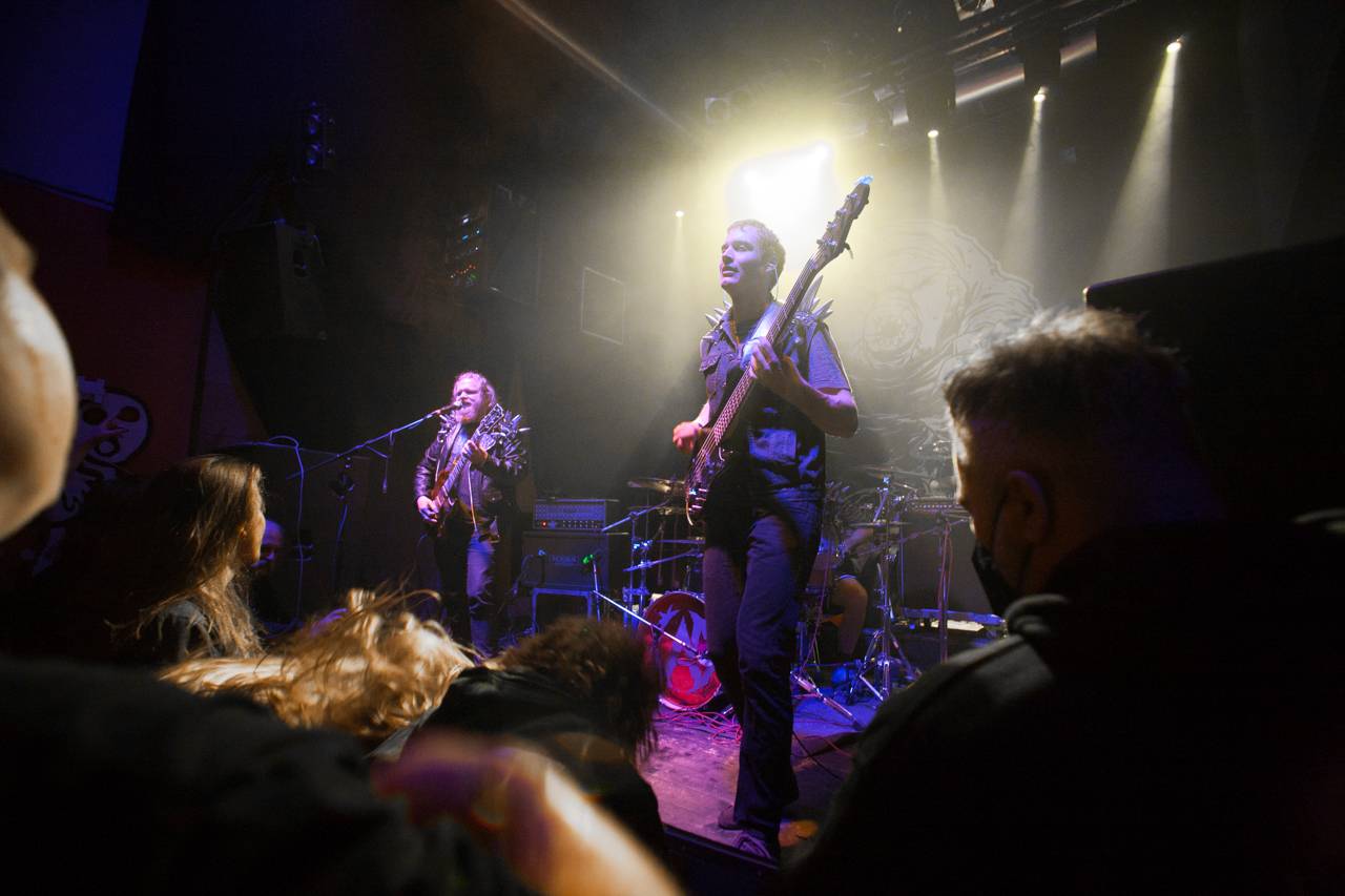 Hentai Corporation předvedli v Plzni pořádnou metalovou jízdu, vystoupili také Čad