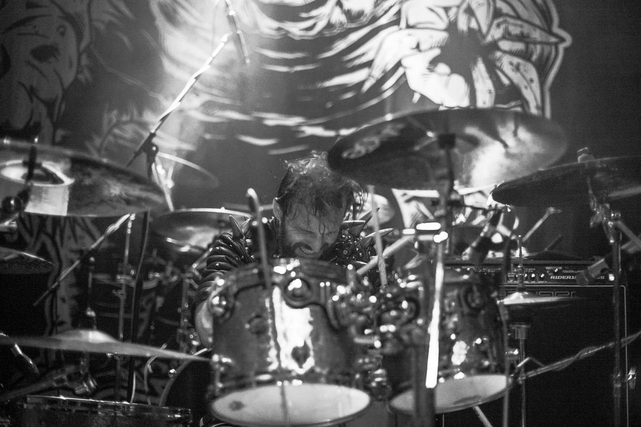 Hentai Corporation předvedli v Plzni pořádnou metalovou jízdu, vystoupili také Čad