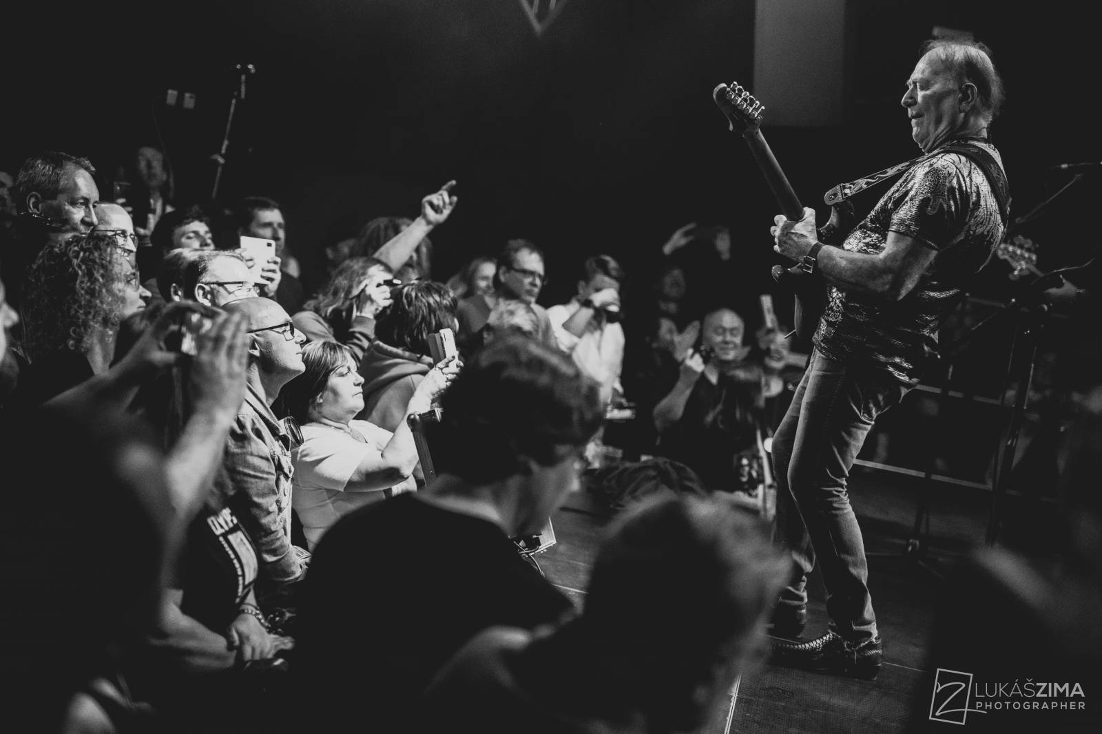 Olympic zaplnil pražský Distrikt7, zazněly hity i písně z aktuální desky