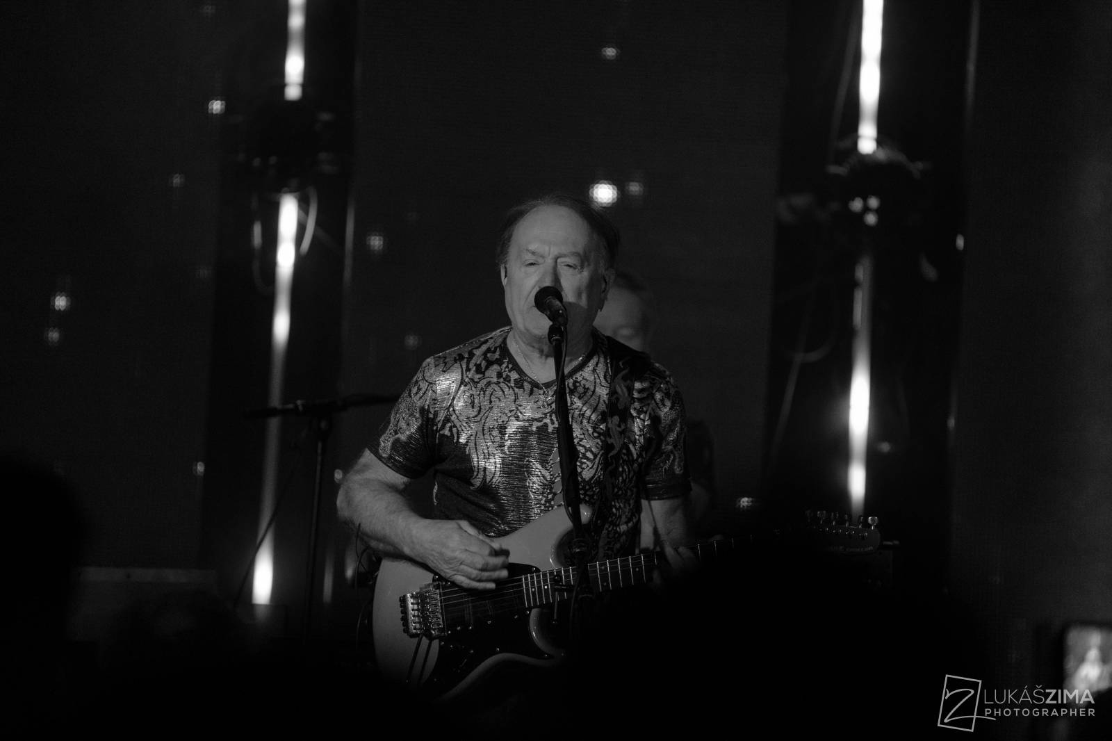 Olympic zaplnil pražský Distrikt7, zazněly hity i písně z aktuální desky