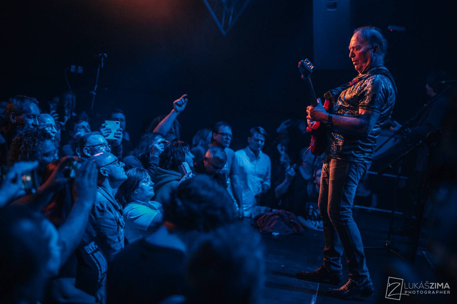 Olympic zaplnil pražský Distrikt7, zazněly hity i písně z aktuální desky