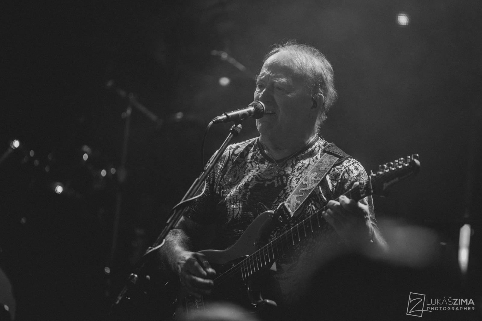 Olympic zaplnil pražský Distrikt7, zazněly hity i písně z aktuální desky