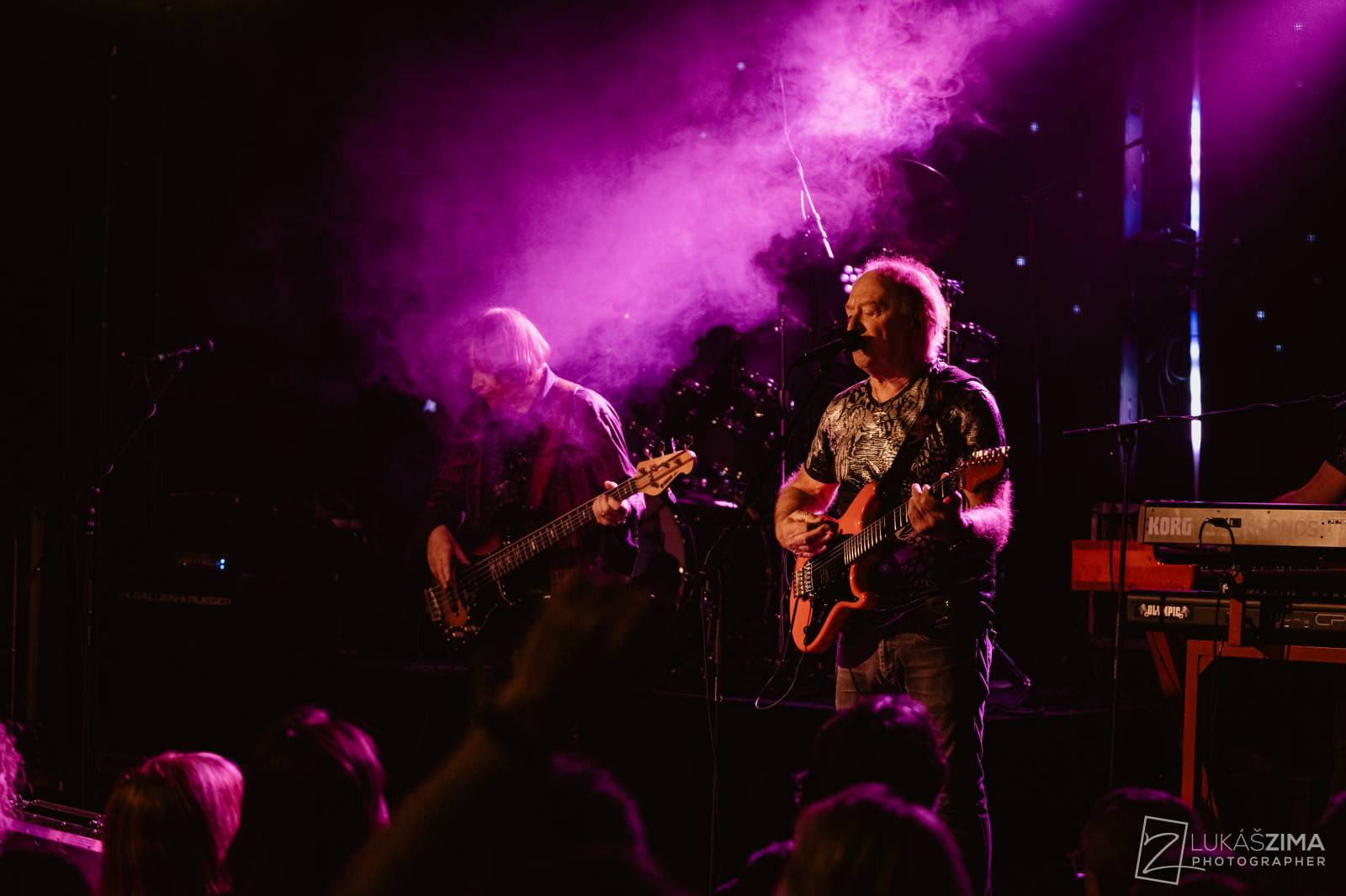 Olympic zaplnil pražský Distrikt7, zazněly hity i písně z aktuální desky