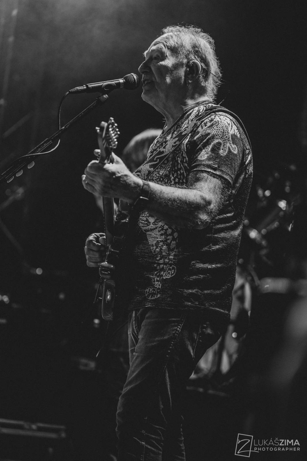 Olympic zaplnil pražský Distrikt7, zazněly hity i písně z aktuální desky