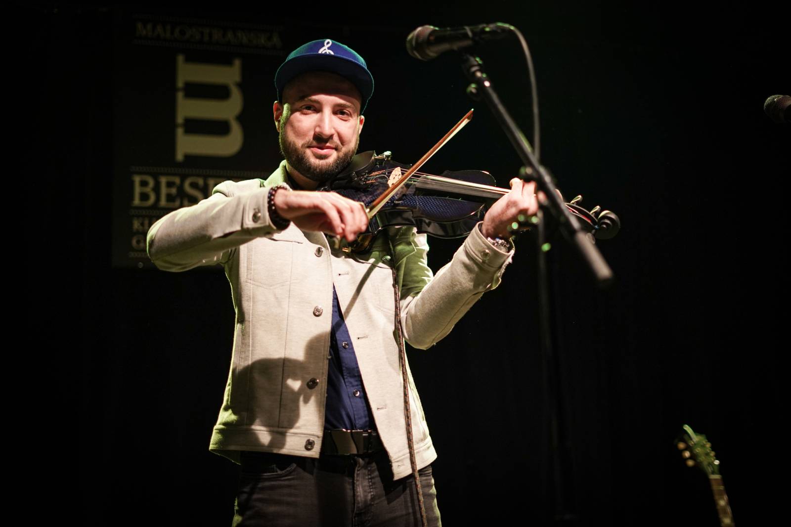 Elias & The Shepherds roztančili Malostranskou besedu