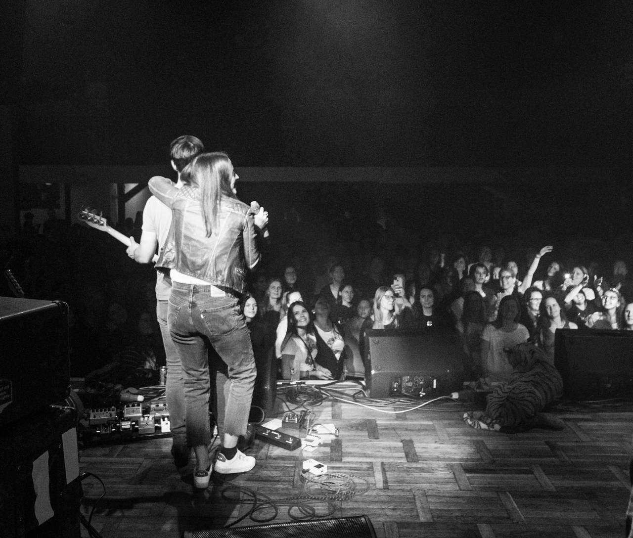 Tomáš Klus prozradil Plzni svá tajemství, předskakoval mu Jan Jelen Band