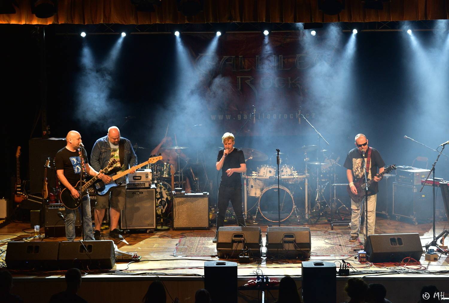 Konec streamů, zase se hraje živě. Mňága a Žďorp přivezla do Plzně skvělou energii