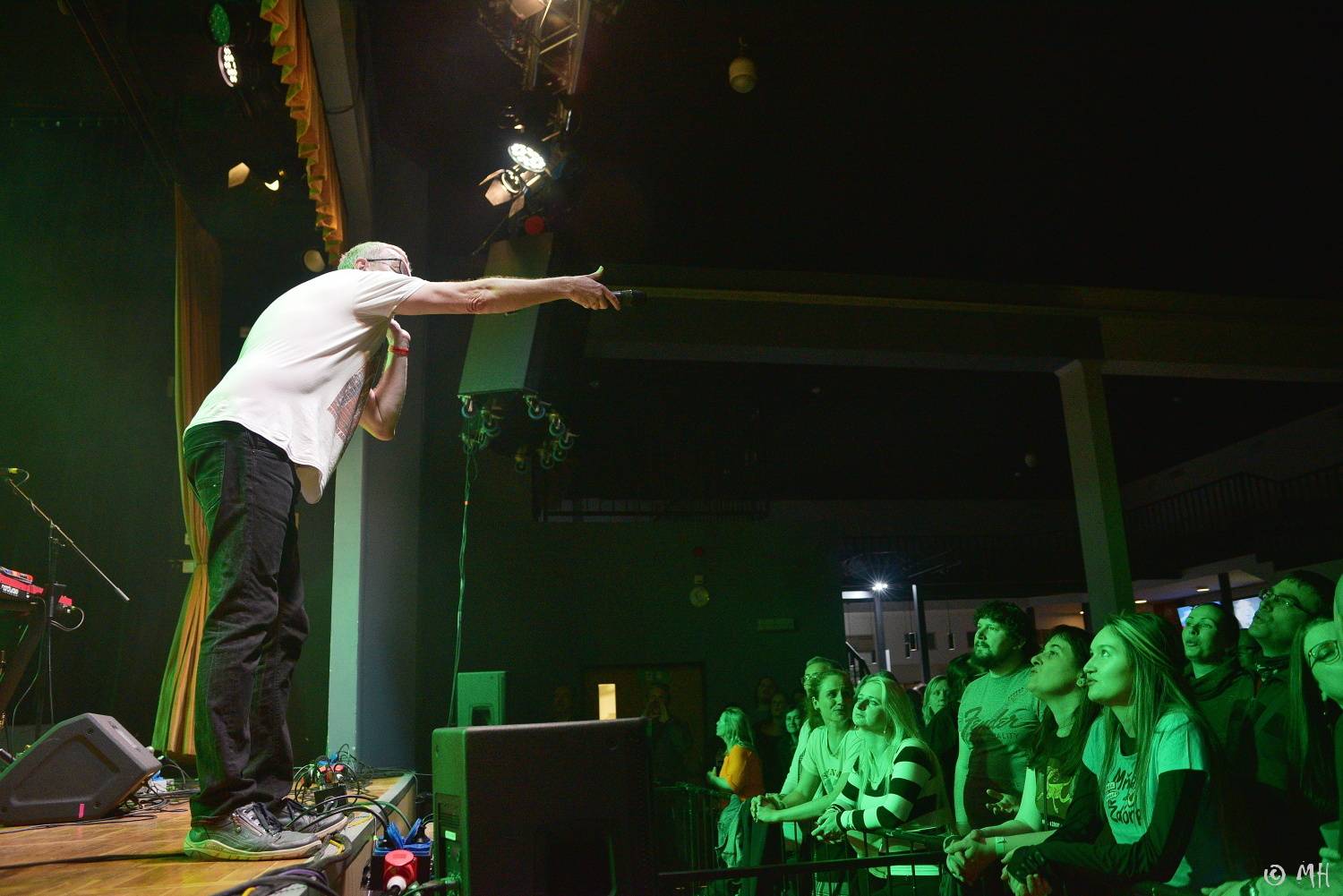 Konec streamů, zase se hraje živě. Mňága a Žďorp přivezla do Plzně skvělou energii