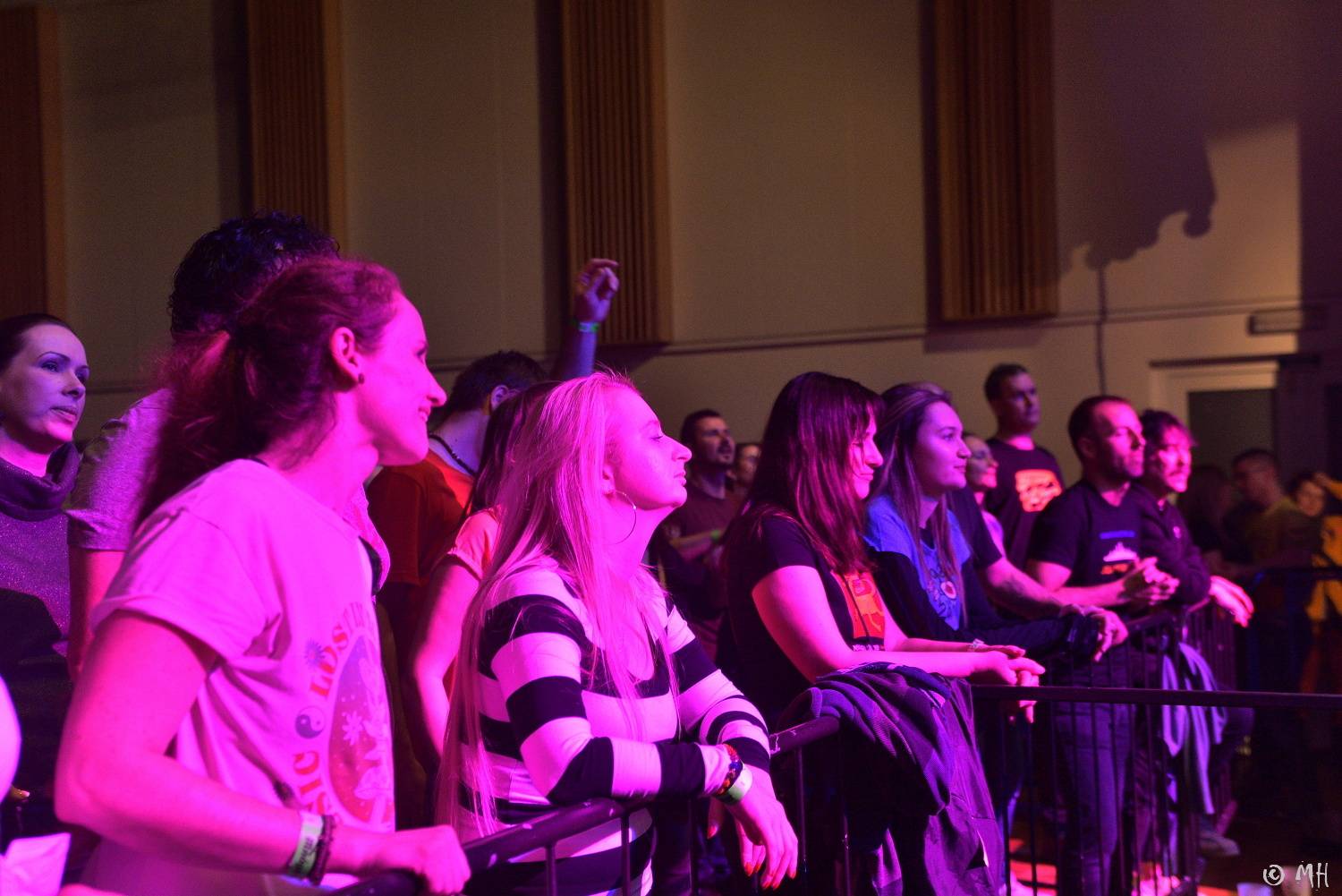 Konec streamů, zase se hraje živě. Mňága a Žďorp přivezla do Plzně skvělou energii