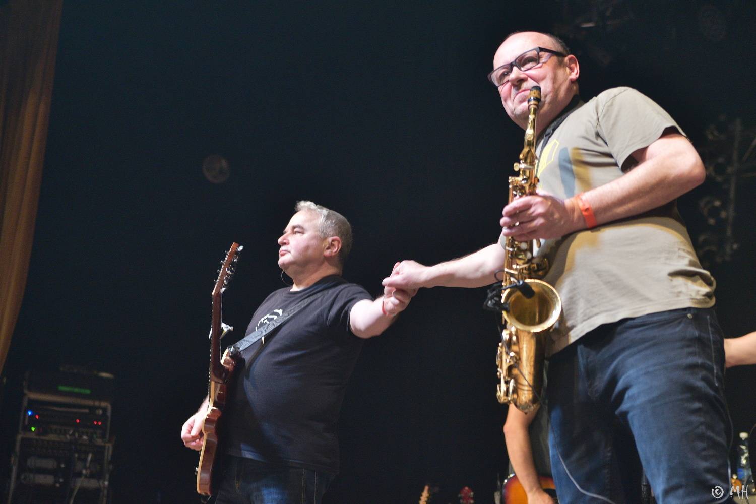 Konec streamů, zase se hraje živě. Mňága a Žďorp přivezla do Plzně skvělou energii