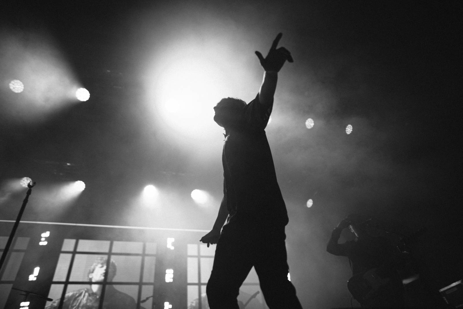 Do Prahy dorazil Louis Tomlinson. Zahrál své největší hity a zavzpomínal také na One Direction