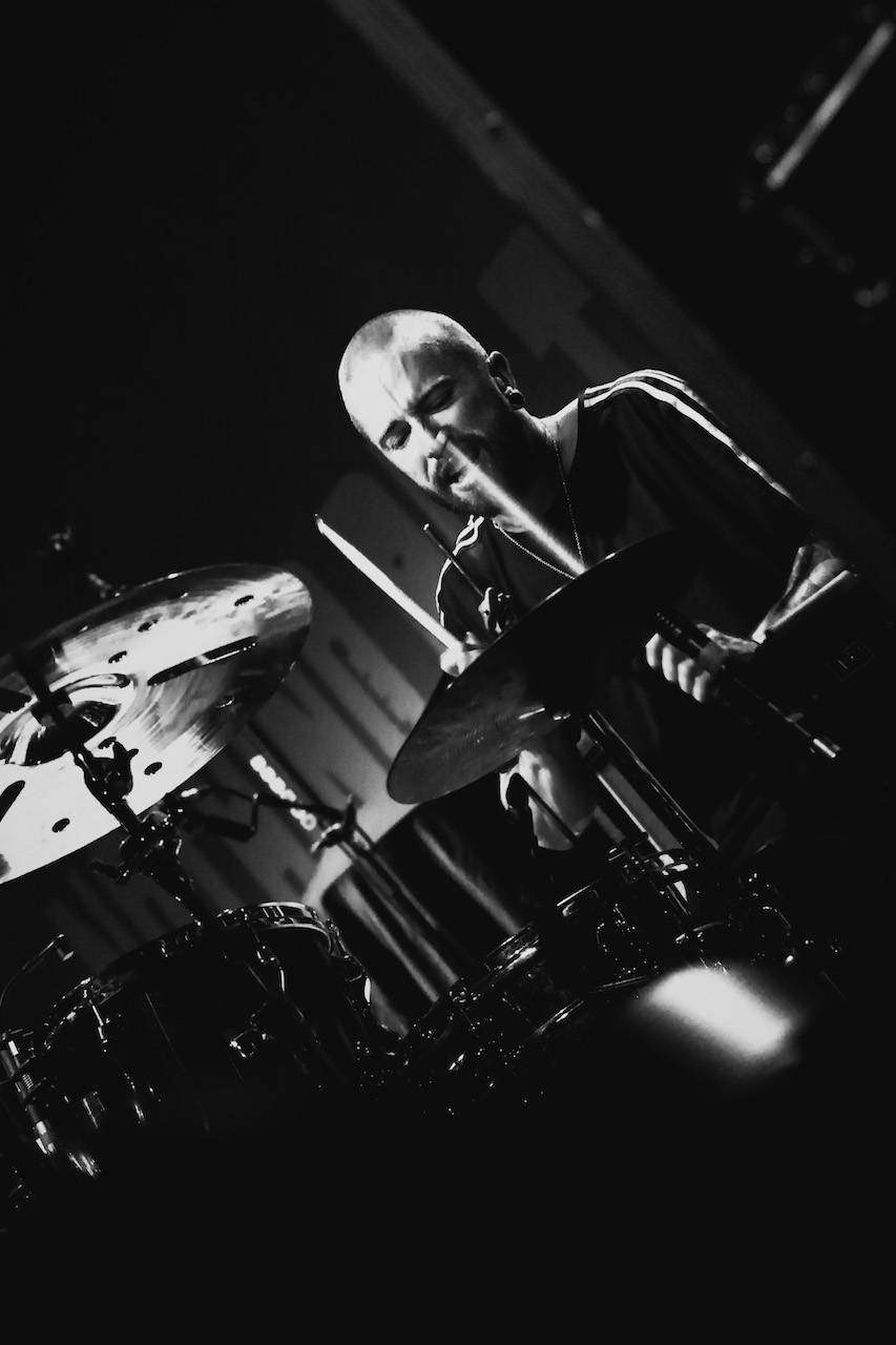 Nothing But Thieves podruhé odpálili pražské Roxy