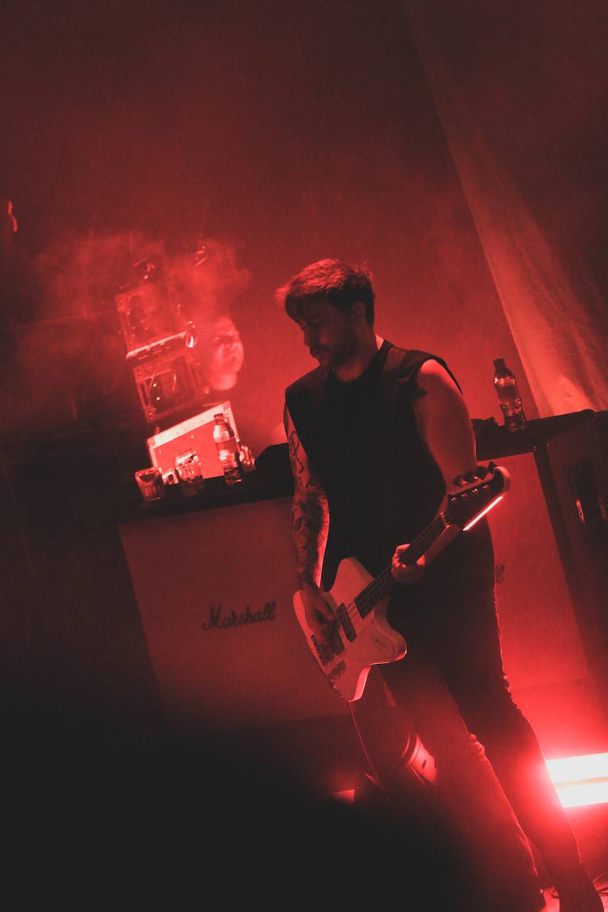 Nothing But Thieves podruhé odpálili pražské Roxy