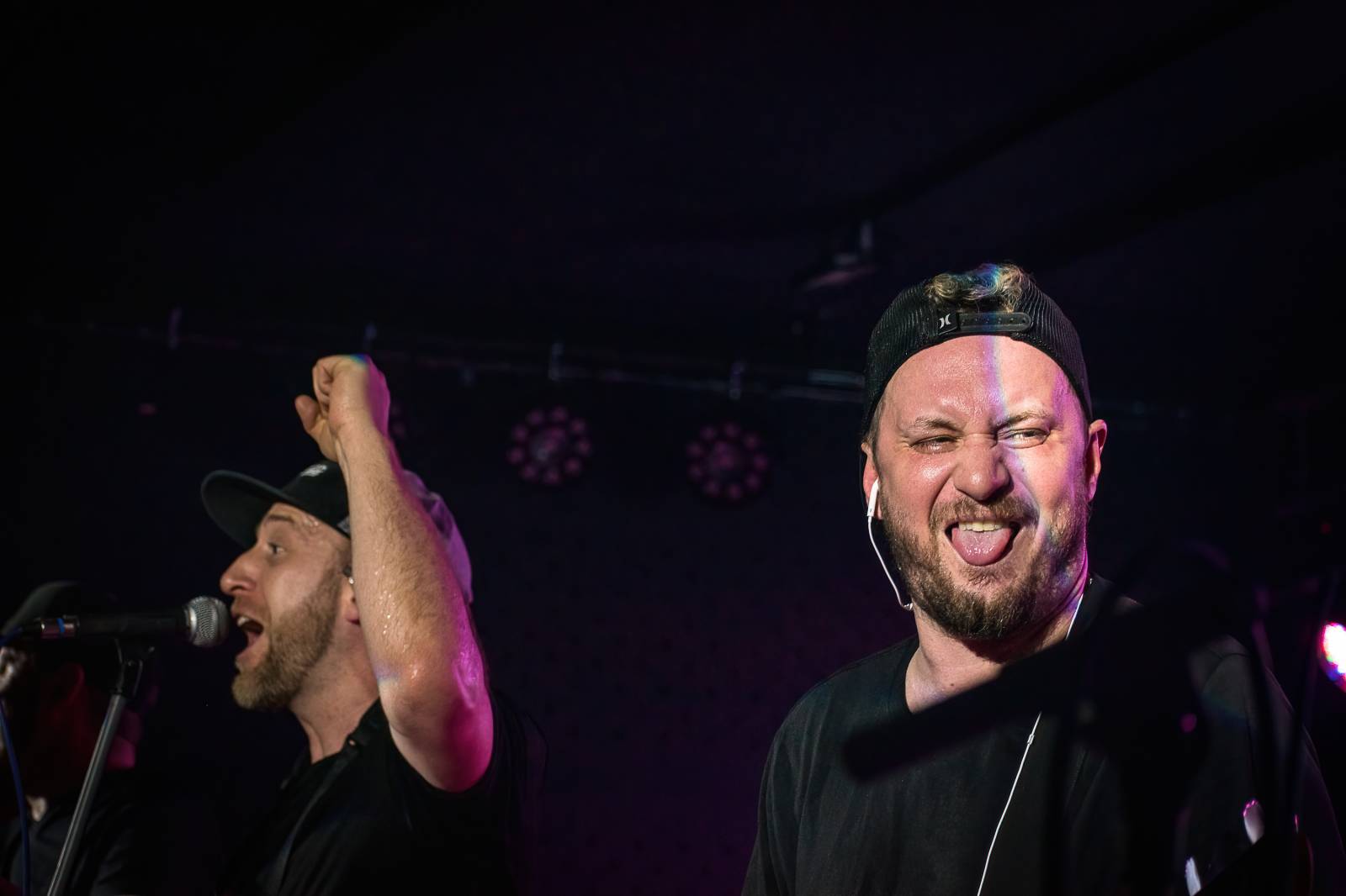 UDG se po více než dvou letech vrátili do klubů, s Robin Moodem odstartovali v Chrudimi své Přístav tour