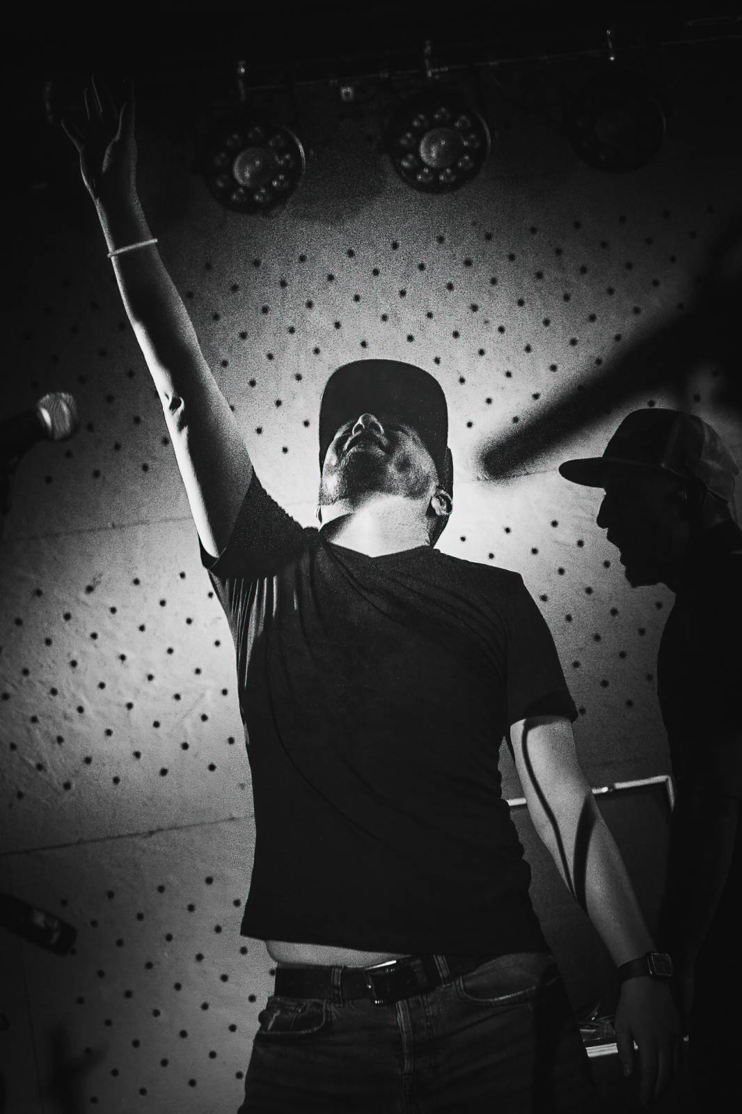 UDG se po více než dvou letech vrátili do klubů, s Robin Moodem odstartovali v Chrudimi své Přístav tour