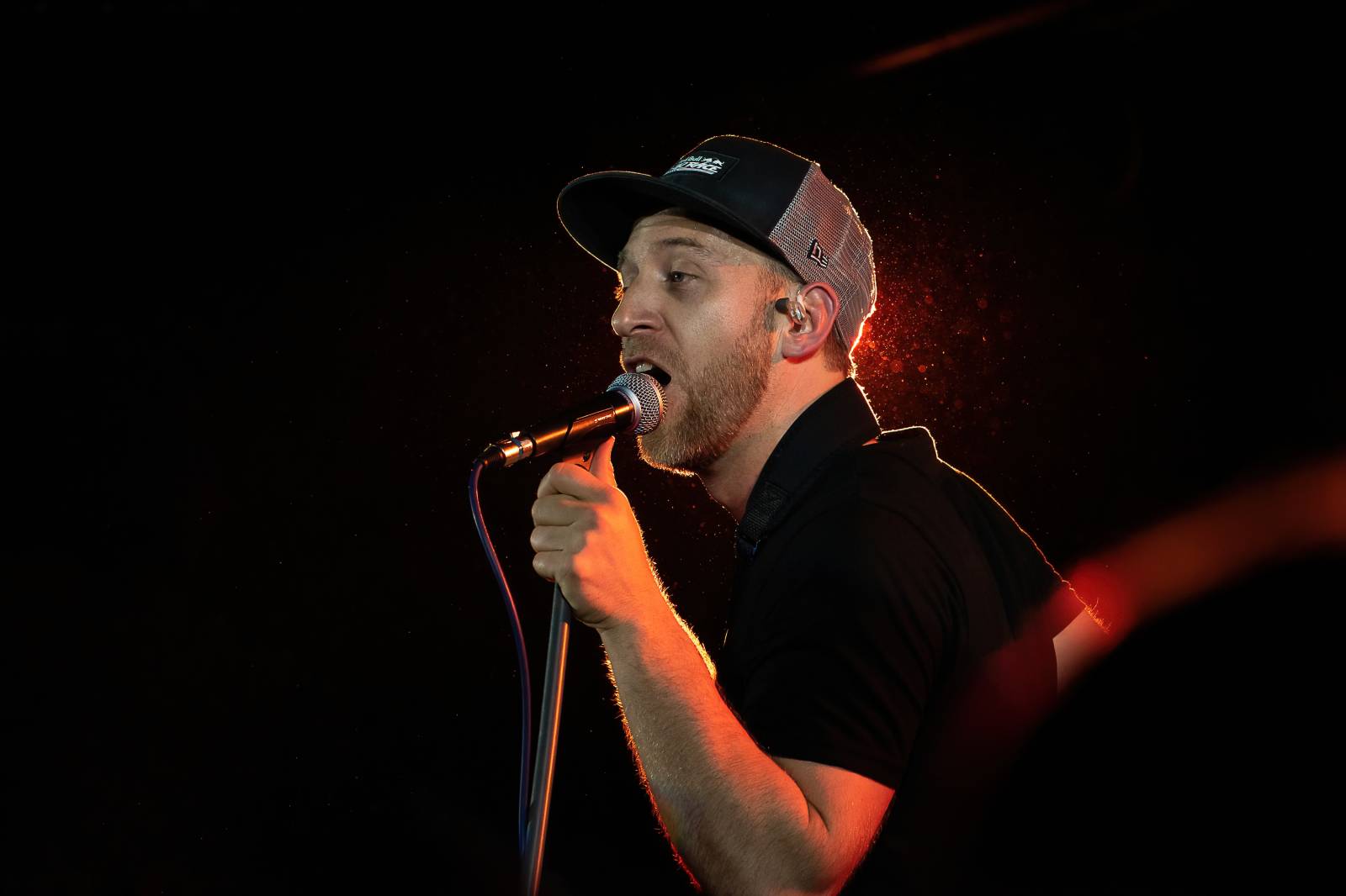 UDG se po více než dvou letech vrátili do klubů, s Robin Moodem odstartovali v Chrudimi své Přístav tour