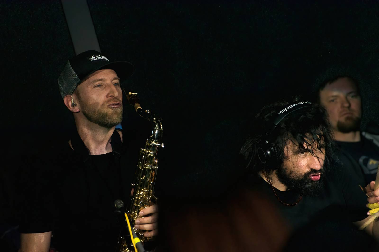 UDG se po více než dvou letech vrátili do klubů, s Robin Moodem odstartovali v Chrudimi své Přístav tour