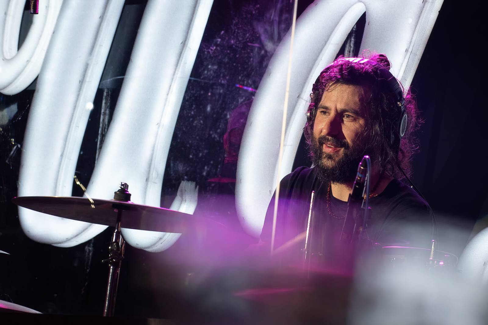 UDG se po více než dvou letech vrátili do klubů, s Robin Moodem odstartovali v Chrudimi své Přístav tour