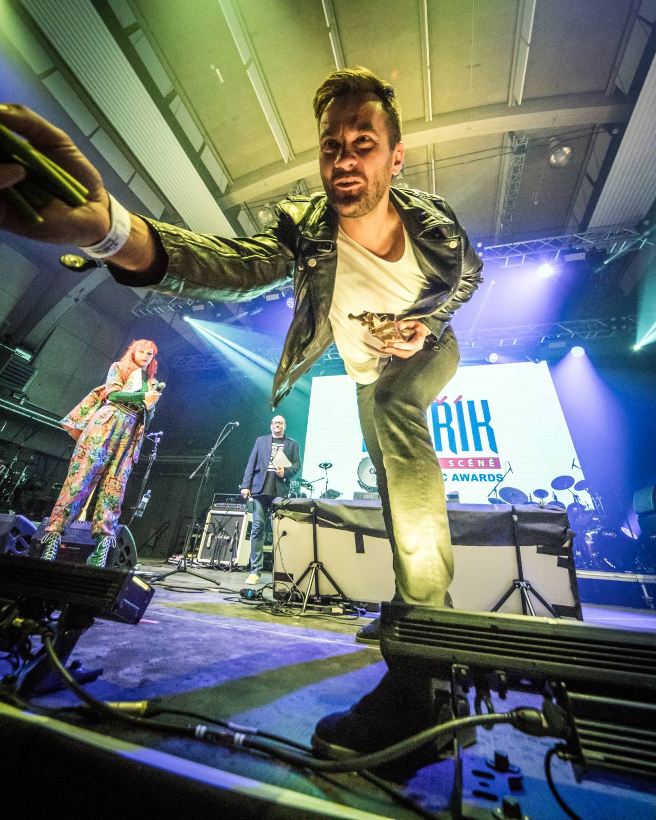 Dojemné vzpomínání na Mira Žbirku a Davida Stypku i polibek Matěje Rupperta s Xavierem Baumaxou. Takový byl 30. ročník Žebříku