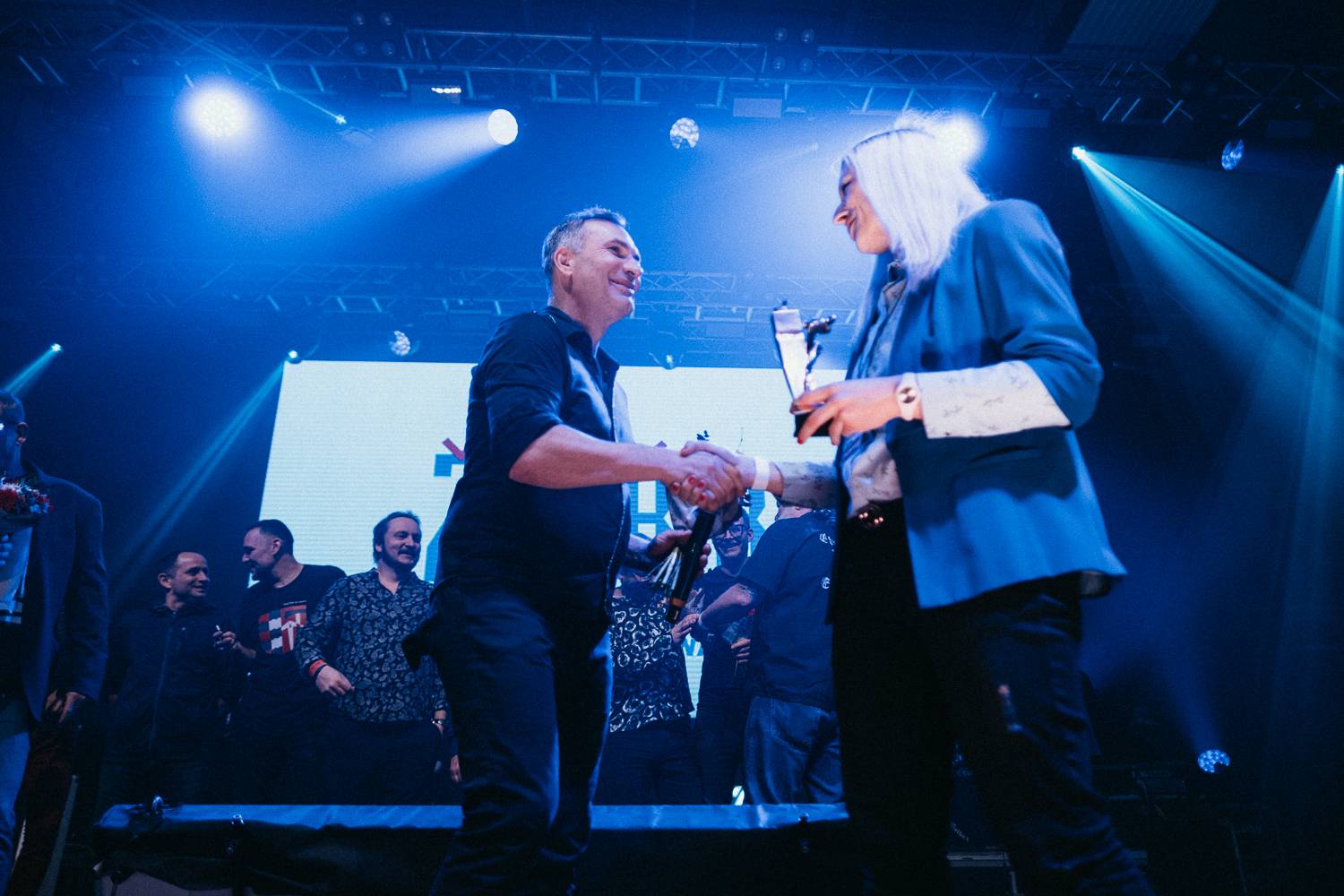 Na Žebříku byl i duch Mira Žbirky. Manželka Kateřina přebrala ocenění 