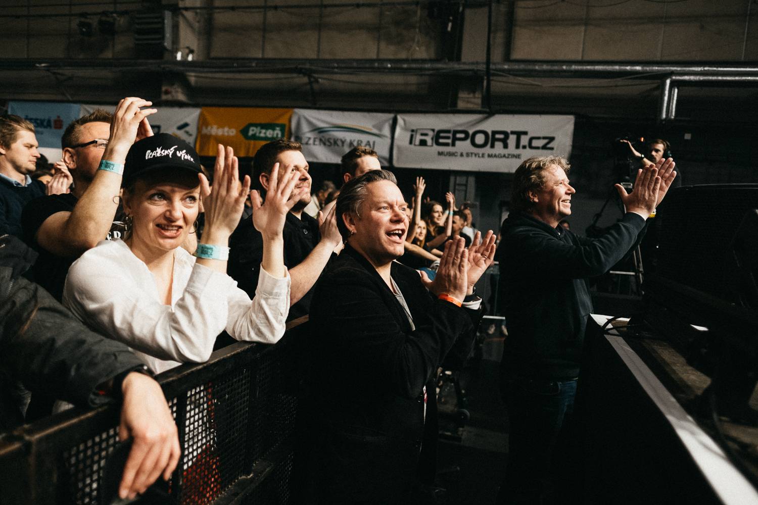 Na Žebříku byl i duch Mira Žbirky. Manželka Kateřina přebrala ocenění 