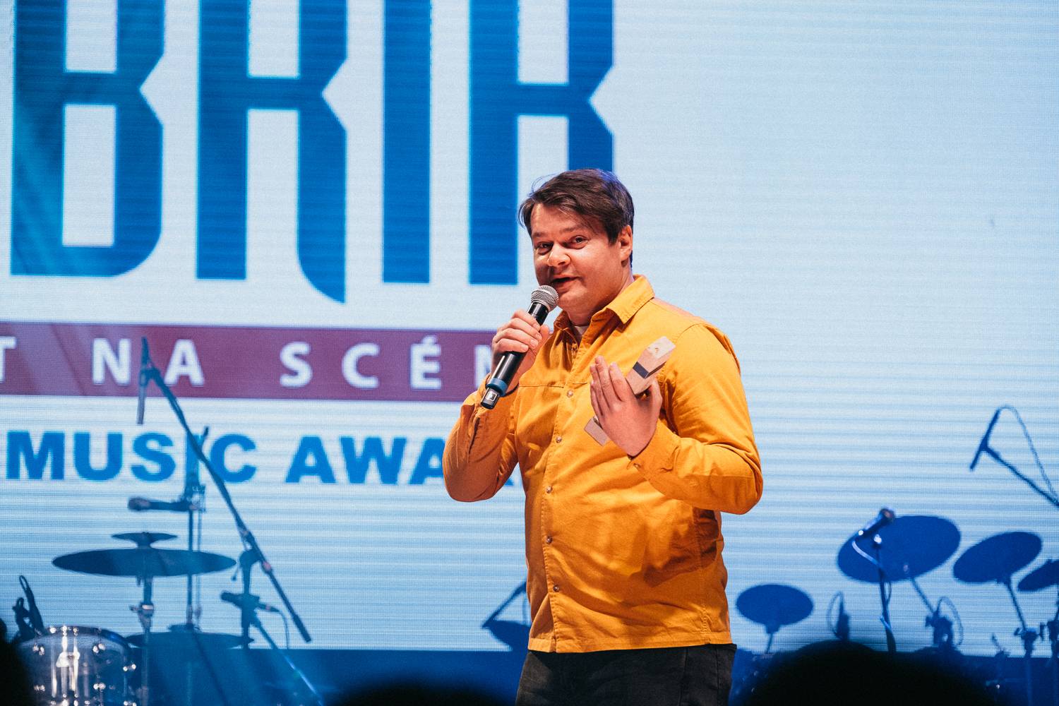 Na Žebříku byl i duch Mira Žbirky. Manželka Kateřina přebrala ocenění 