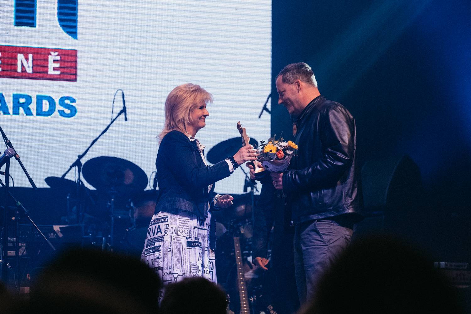 Na Žebříku byl i duch Mira Žbirky. Manželka Kateřina přebrala ocenění 