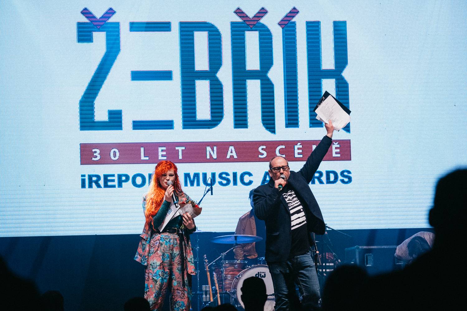 Na Žebříku byl i duch Mira Žbirky. Manželka Kateřina přebrala ocenění 