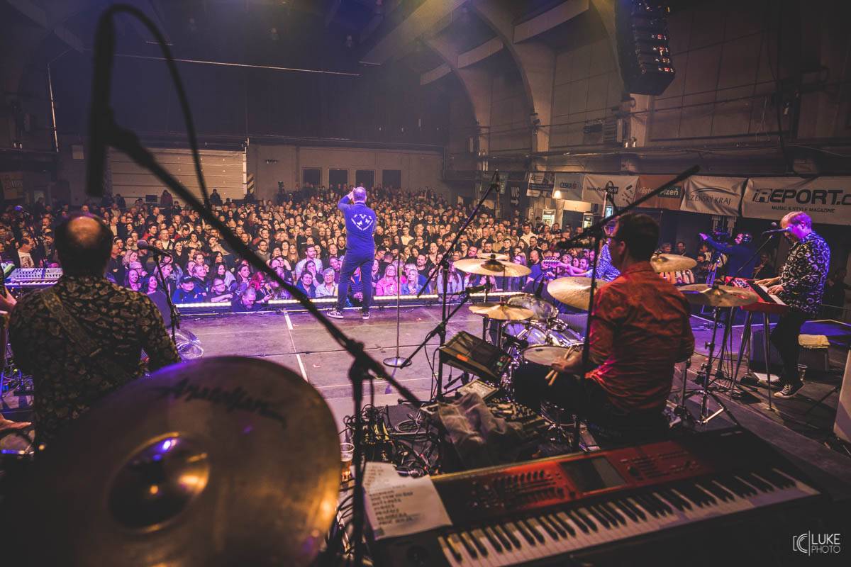 Žebřík přinesl smích i slzy dojetí. Hvězdy byly fanouškům na dosah