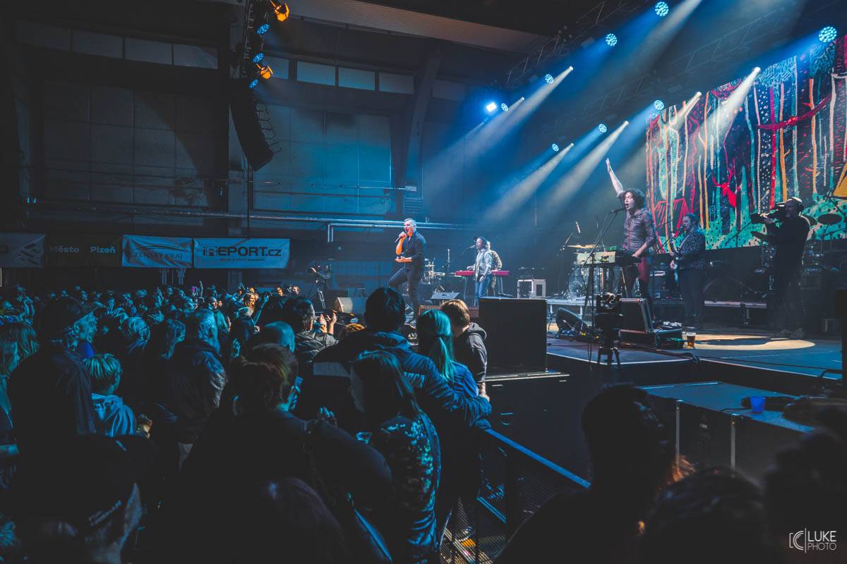 Žebřík přinesl smích i slzy dojetí. Hvězdy byly fanouškům na dosah