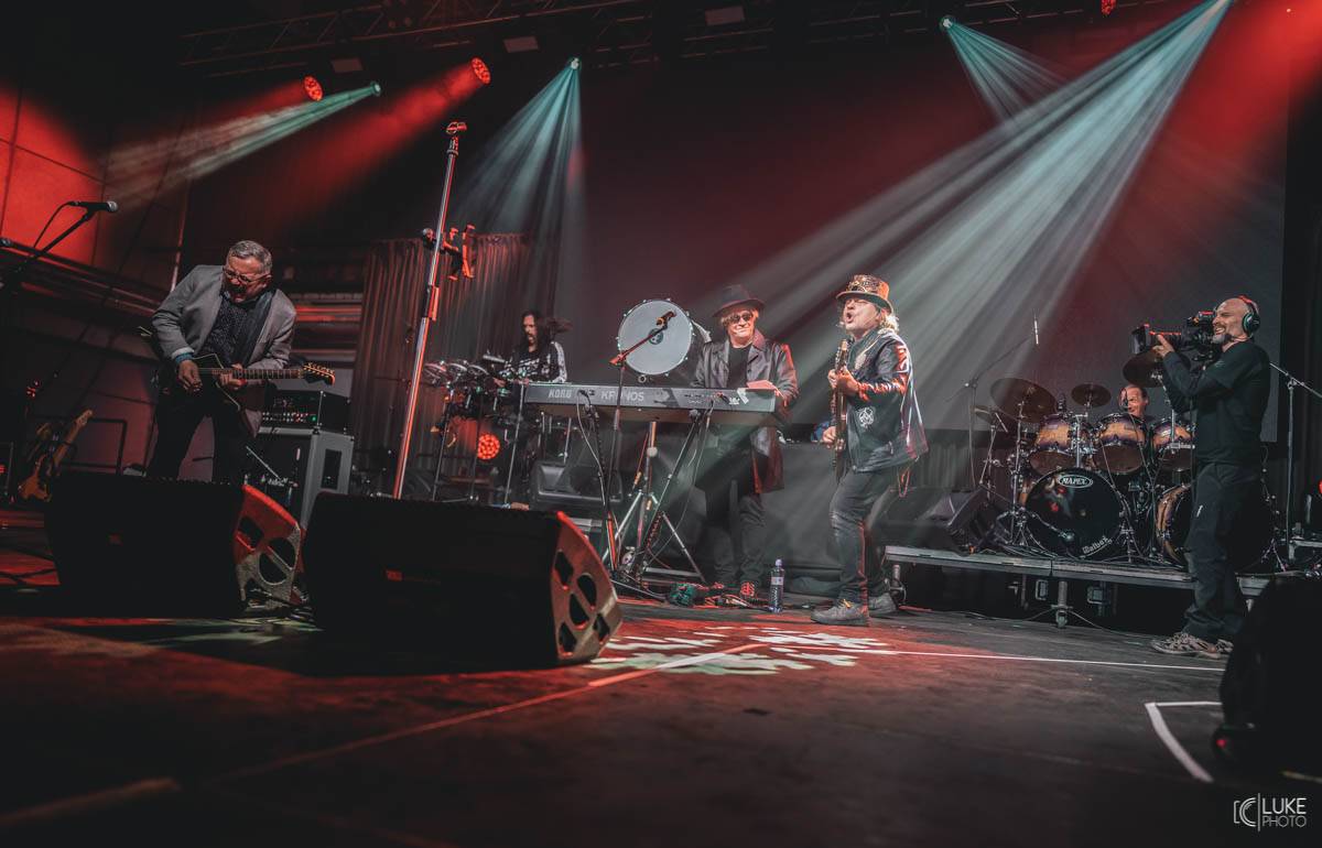 Žebřík přinesl smích i slzy dojetí. Hvězdy byly fanouškům na dosah