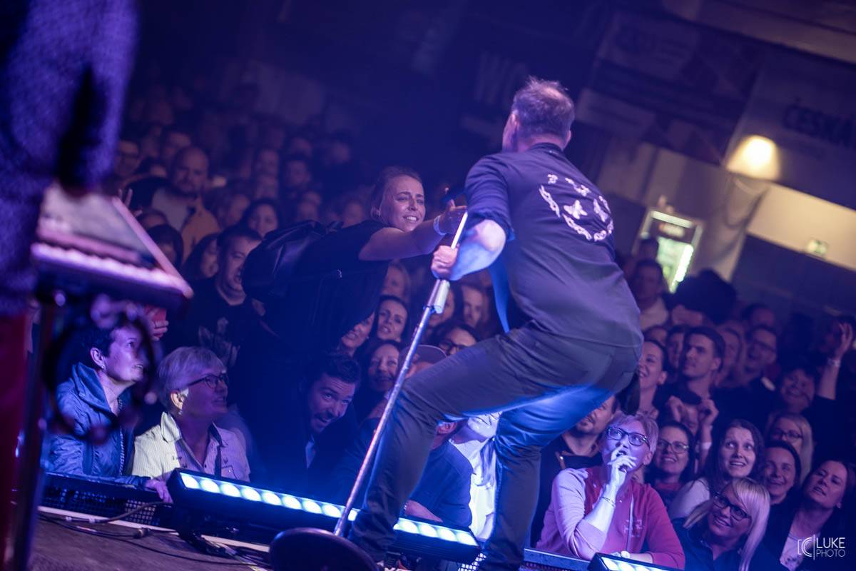 Žebřík přinesl smích i slzy dojetí. Hvězdy byly fanouškům na dosah