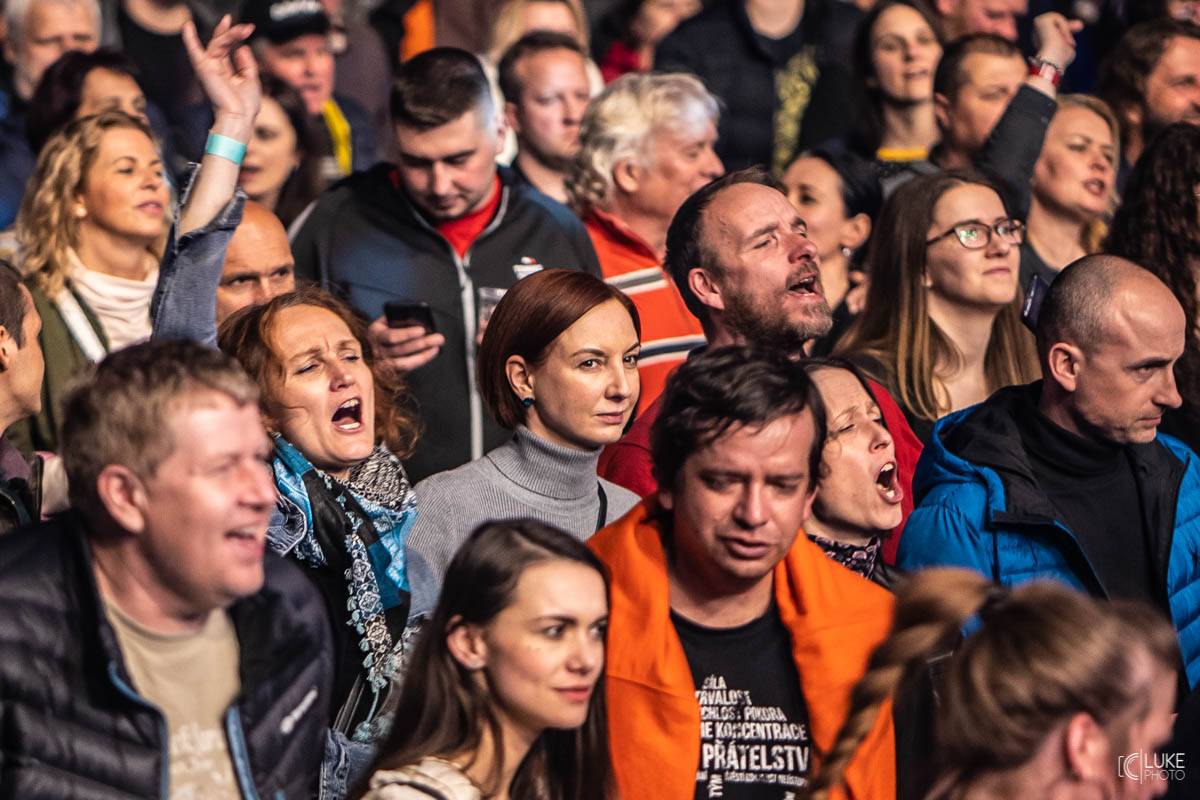 Žebřík přinesl smích i slzy dojetí. Hvězdy byly fanouškům na dosah