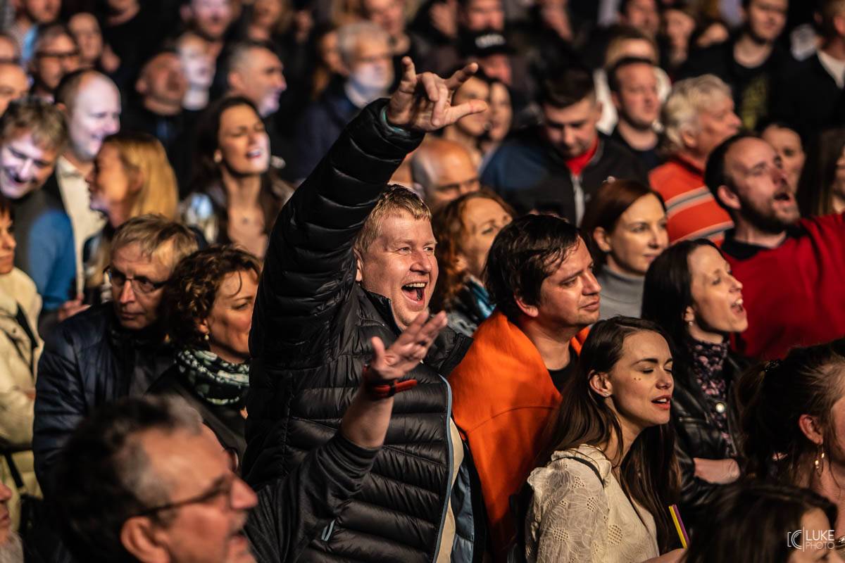 Žebřík přinesl smích i slzy dojetí. Hvězdy byly fanouškům na dosah