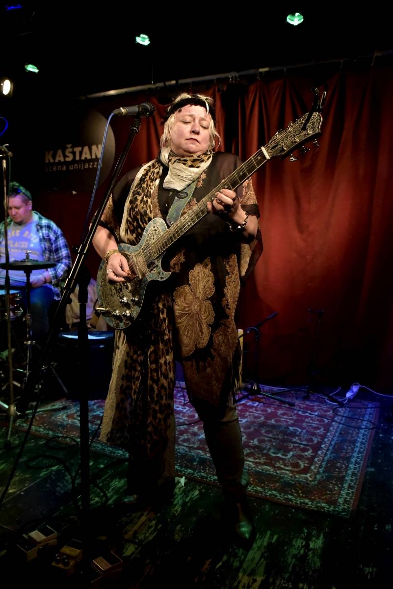 První dáma britského blues Bex Marshall řádila v Kaštanu v Praze