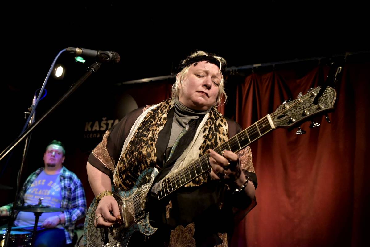 První dáma britského blues Bex Marshall řádila v Kaštanu v Praze