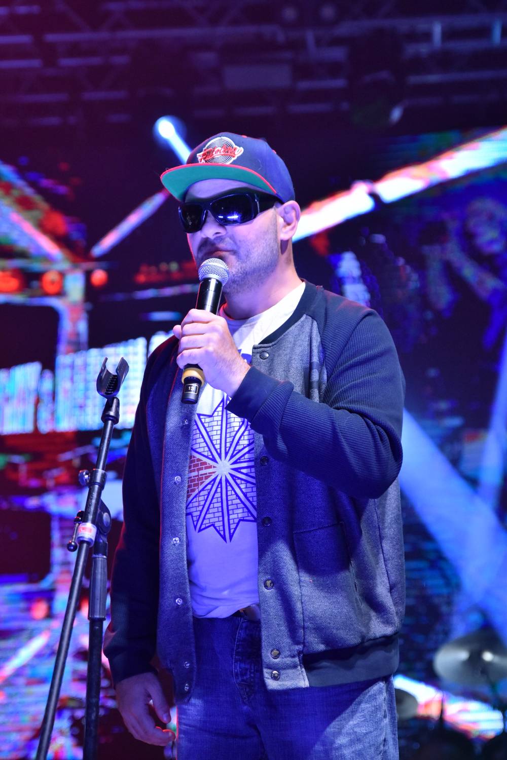 Žebřík 2021 - show, která trvala až do rána. Na pódiu řádili Xavier Baumaxa, Mig 21, Pražský výběr a Donnie Darko