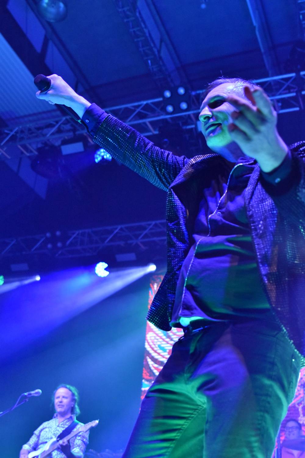 Žebřík 2021 - show, která trvala až do rána. Na pódiu řádili Xavier Baumaxa, Mig 21, Pražský výběr a Donnie Darko